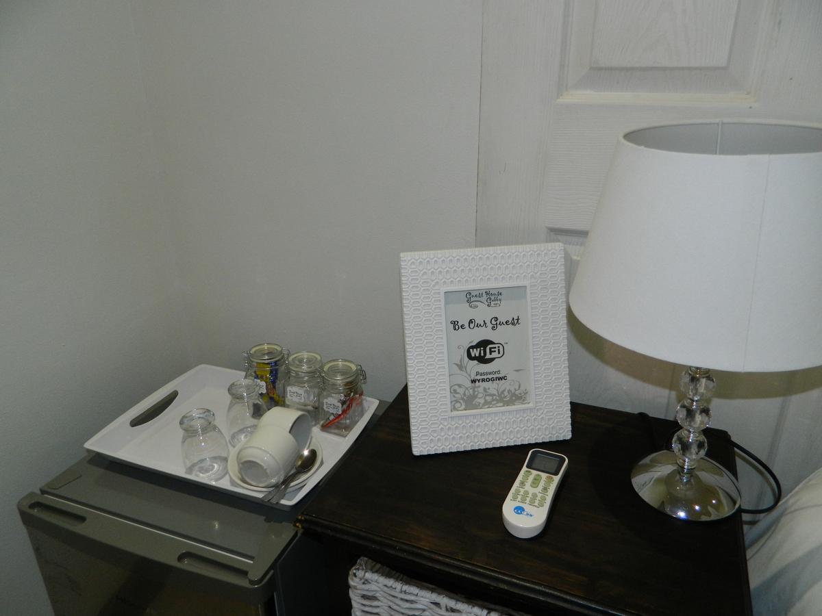 Guest House Gabby Klerksdorp Εξωτερικό φωτογραφία