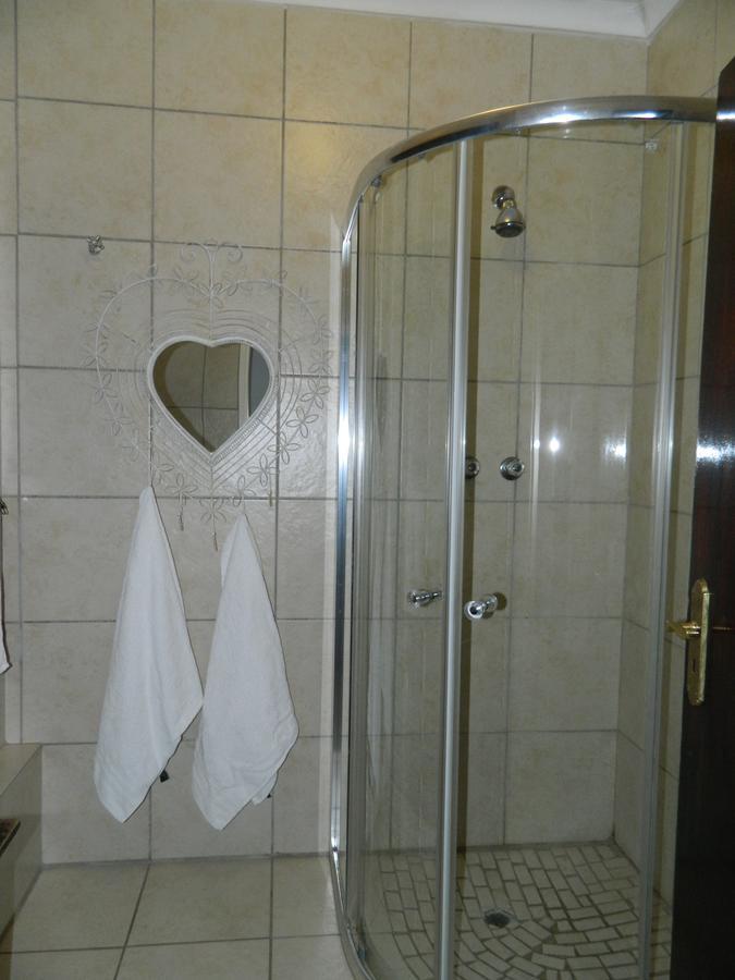 Guest House Gabby Klerksdorp Εξωτερικό φωτογραφία