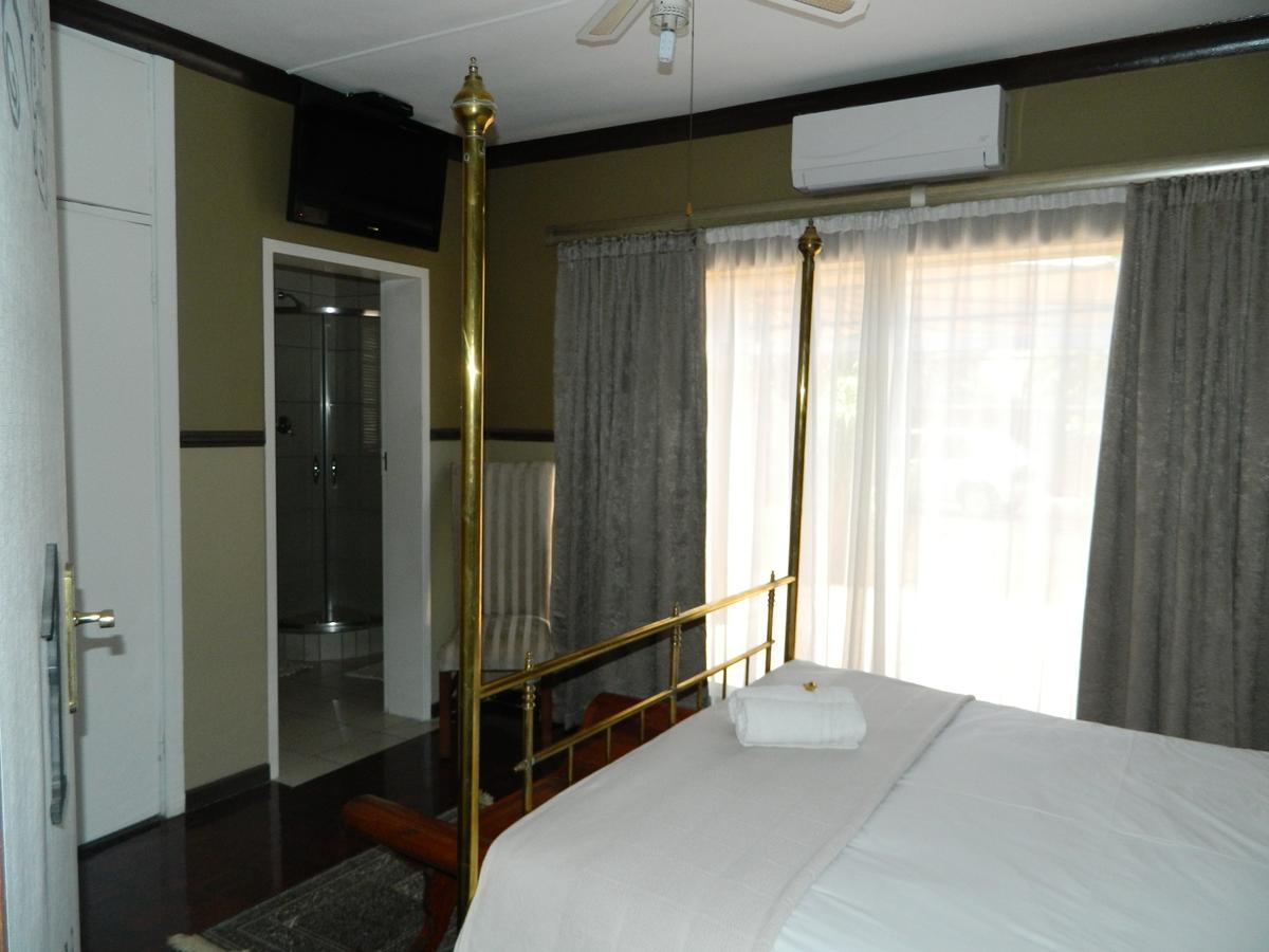 Guest House Gabby Klerksdorp Εξωτερικό φωτογραφία