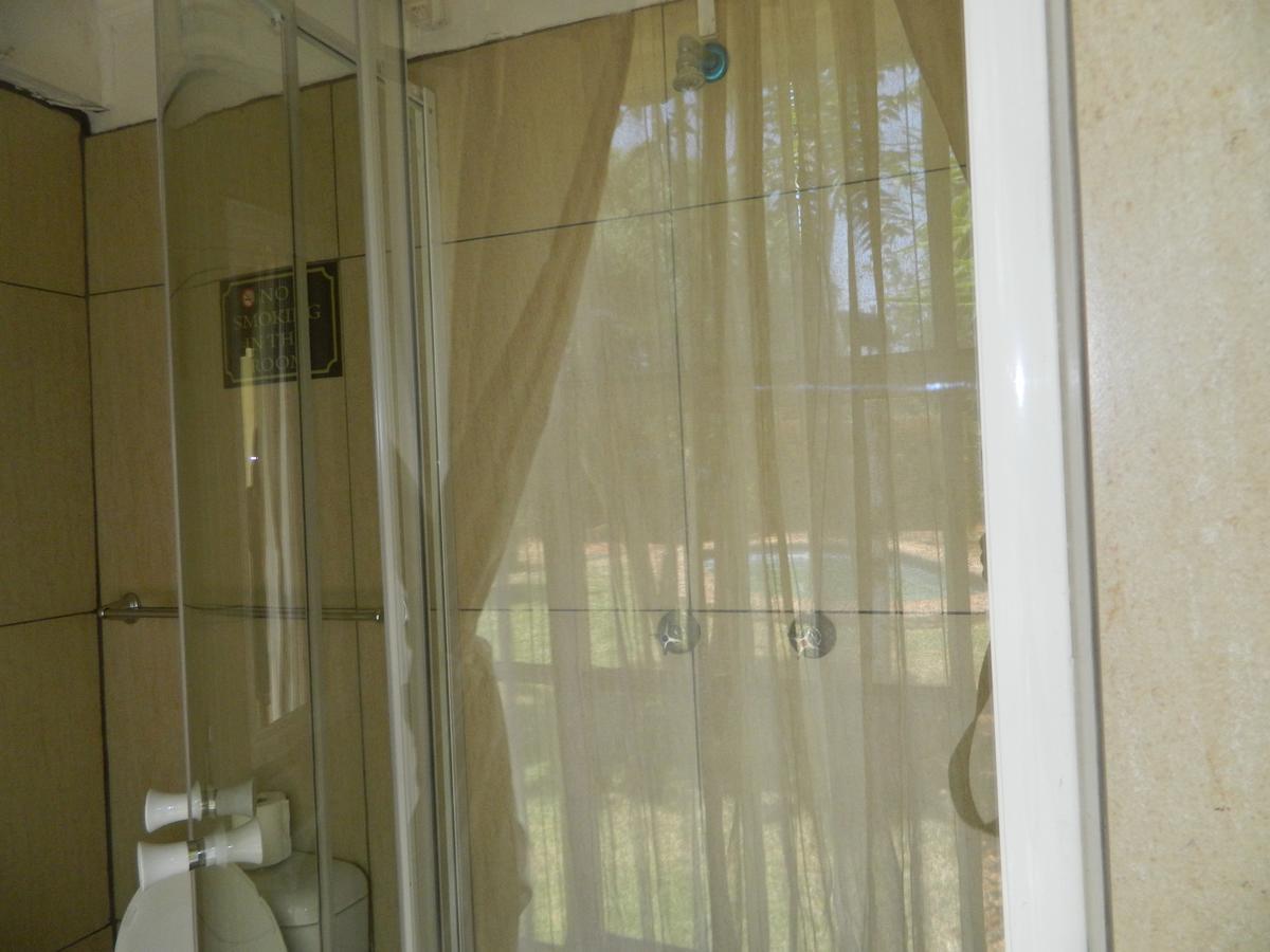 Guest House Gabby Klerksdorp Εξωτερικό φωτογραφία