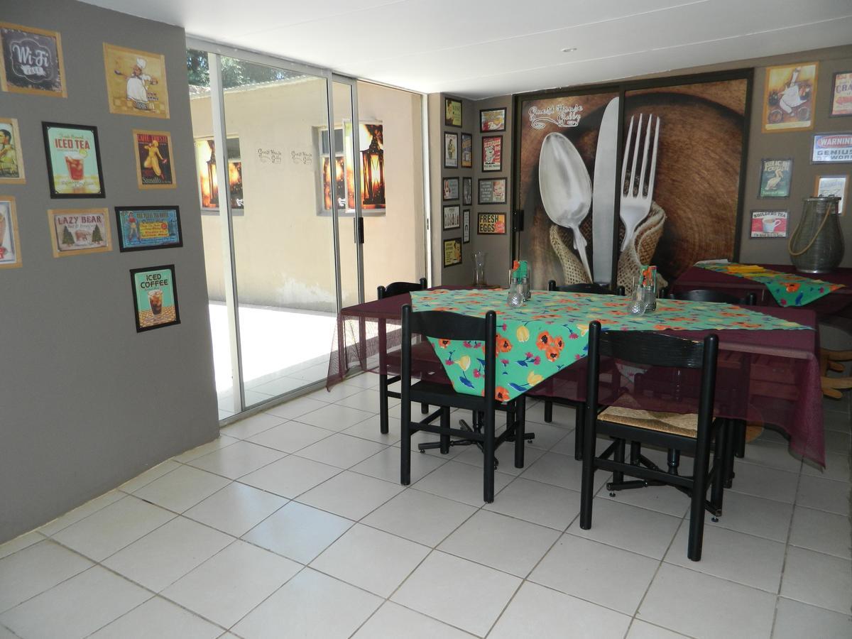 Guest House Gabby Klerksdorp Εξωτερικό φωτογραφία